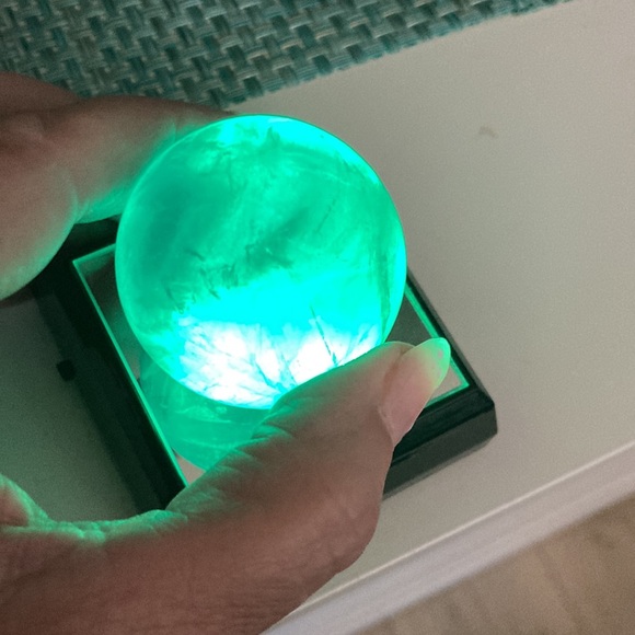 Fluorite Sphere 7” dim beautiful - Picture 9 of 11